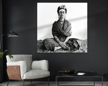 Portrait of meditating woman in black and white by Vlindertuin Art