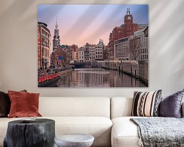 De Munttoren in Amsterdam bij zonsondergang in Nederland van Eye on You
