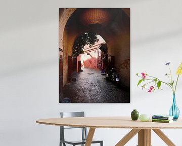 Gate in Marrakech with beautiful light by Judith van Wijk