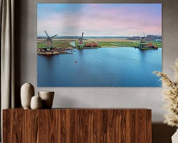 Luchtfoto van traditonele molens op de Zaanse Schans in Zaandam Nederland van Eye on You