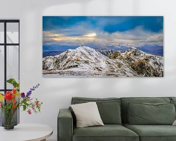 Besneeuwde bergen van de Highlands in Schotland van Sjoerd van der Wal Fotografie