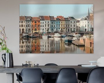 Gebouwen aan het water, Dampoort, Gent, België van Imladris Images