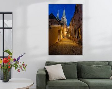 De Bergkerk in Deventer Nederland bij nacht van Eye on You