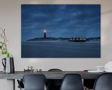 Stormachtig blauwe uurtje op het strand van Texel van Ad Jekel