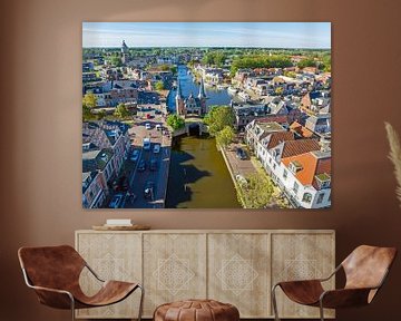 Luchtfoto van het historische stadje Sneek met de Waterpoort in Friesland Nederland van Eye on You