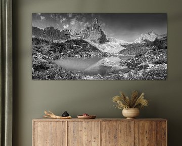 Panorama van het Sorapismeer / bergmeer in zwart-wit van Manfred Voss, Schwarz-weiss Fotografie