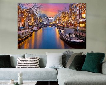 Paysage urbain d'Amsterdam à Noël sur le Spiegelgracht aux Pays-Bas au coucher du soleil sur Eye on You