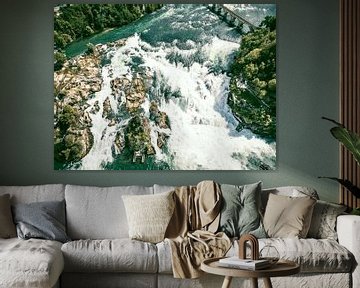 Rijnwaterval waterval in de Rijn van bovenaf gezien