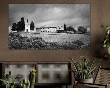 Cappella della Madonna di Vitaleta en noir et blanc sur Henk Meijer Photography