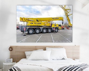 Liebherr LTM 1130-5.1 hijskraan van Ter Linden. van Jaap van den Berg