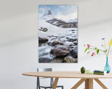 Schöne Aussicht auf den Berg Stetind in Norwegen von KC Photography