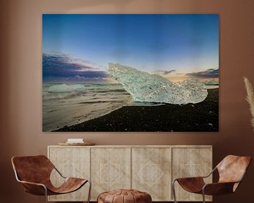 Angeschwemmte Eisform am Diamond Beach in Island von Sjoerd van der Wal Fotografie