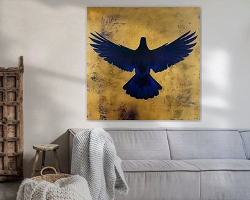 Abstract Decoratieve duif in diep blauw en goud van Lauri Creates