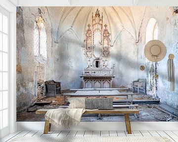 Die kleine verlassene Kapelle. von Roman Robroek – Fotos verlassener Gebäude