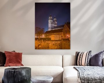 La cathédrale de Magdebourg et le bastion de Cleve de nuit sur t.ART