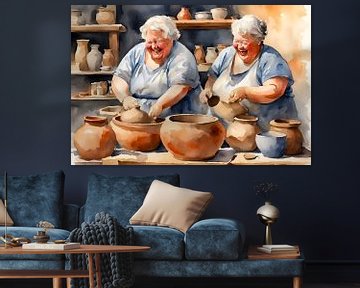 2 gezellige dames lachen tijdens het pottenbakken van De gezellige Dames