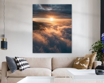 Sonnenaufgang über den Wolken