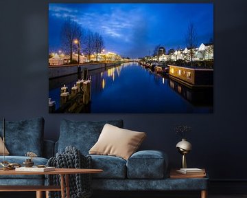 Houseboats on a Dutch Canal in Utrecht by night sur Niels Eric Fotografie
