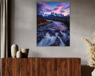 Des montagnes enveloppées de lumière