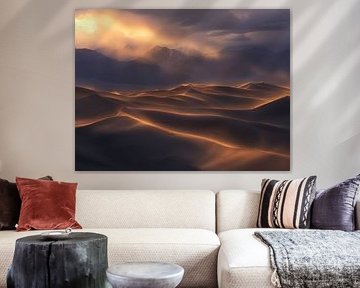 Vagues de sable dans un jeu de lumière