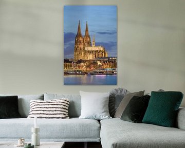 Cologne Cathedral in the evening with new LED lighting