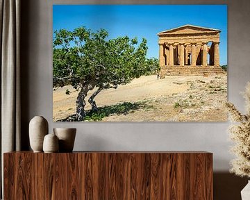 Temple of Concordia, Valley of Temples, Sicilie van Jan Fritz