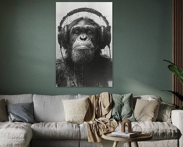 Portrait en noir et blanc d'un singe avec des écouteurs sur Felix Brönnimann