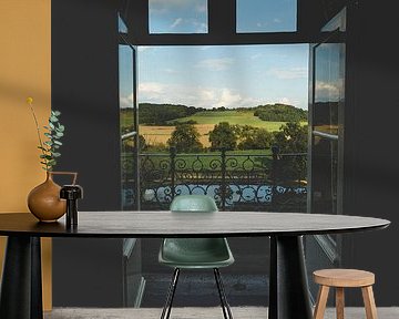 Kamer met uitzicht door het kasteelraam van Annelies Hoek