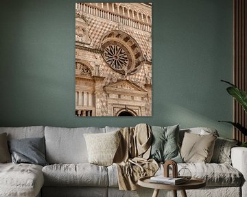 Santa Maria Maggiore à l'heure dorée - Église en Italie, Bergame sur Laura Visser - traveling art