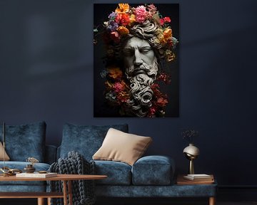 Grieks standbeeld met bloemen van haroulita