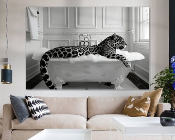 Elegante jaguar in de badkamer - een exotische badkamerfoto voor je toilet van Felix Brönnimann