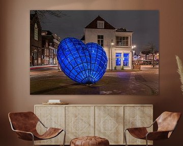 Delft blue heart on a cloudy evening