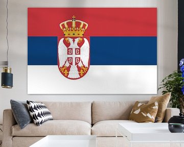 Drapeau de la Serbie sur de-nue-pic