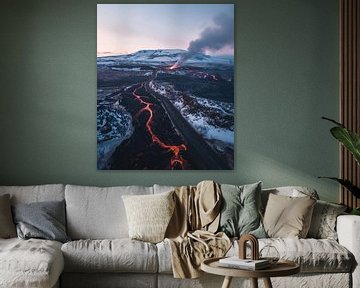 Natuurlijke kracht: lavastromen in IJsland van fernlichtsicht