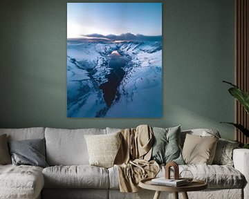 IJzige glamour op het bergmeer van fernlichtsicht