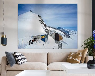 Blick vom Jungfraujoch-Plateau auf das Jungfraujoch Sphinx-Observatorium von t.ART