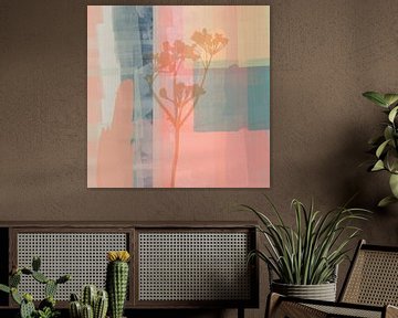 Moderne abstracte botanische kunst in pastelkleuren. Koraal, roze, geel, blauw van Dina Dankers