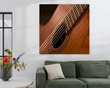 Gitaar | detail I von Maren Oude Essink