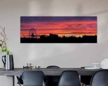 Panorama silhouet van Noordwijk vlak na kleurrijke zonsondergang van Yanuschka Fotografie | Noordwijk