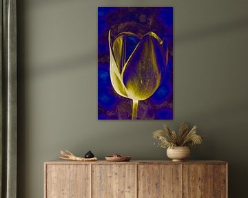 Tulp in Delfts blauw en Goud. van Alie Ekkelenkamp