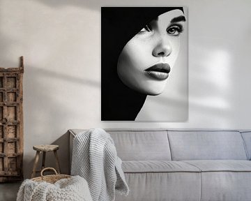 Portrait extraordinaire en noir et blanc sur Carla Van Iersel