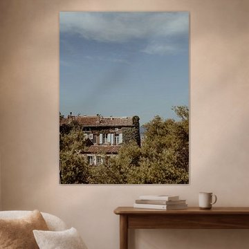 Verstecktes Haus | Reisefotografie Kunstdruck in der Stadt Saint Tropez | Cote d'Azur, Südfrankreich
