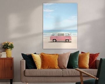 Roze busje op het strand van drdigitaldesign