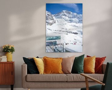 Vue sur le Mönch depuis la gare du glacier de l'Eiger sur t.ART