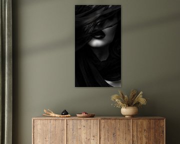 Elegante vrouw in zwart staand panorama van TheXclusive Art