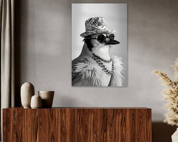 Gestileerde vogel met hoed en zonnebril in zwart en wit van Poster Art Shop