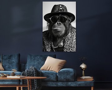 Portret van een orang-oetan met zonnebril en hoed van Felix Brönnimann