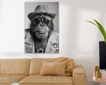 Portret van een orang-oetan met zonnebril en hoed van Poster Art Shop