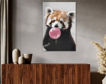 Rode Panda Blaast Een Roze Kauwgombal van Poster Art Shop