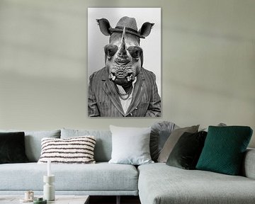 Neushoorn met hoed en zonnebril, zwart en wit van Felix Brönnimann